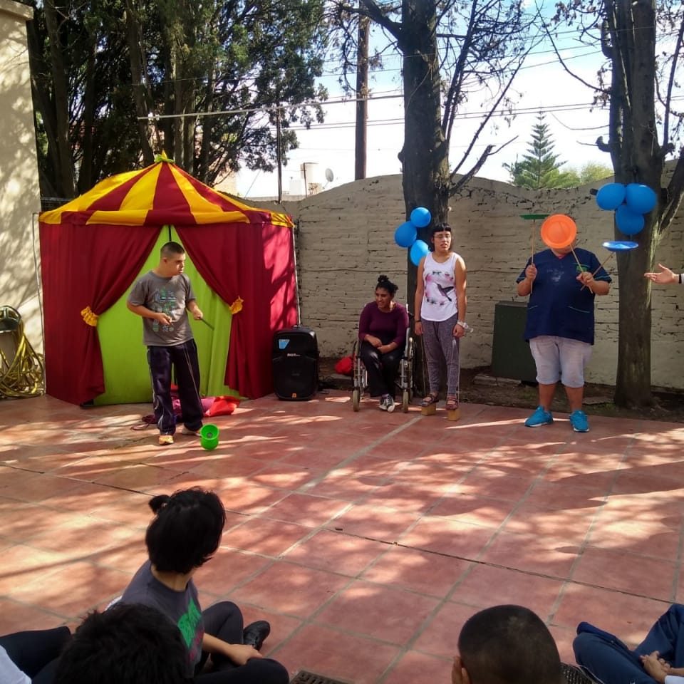 noviembre ruka 2 circo